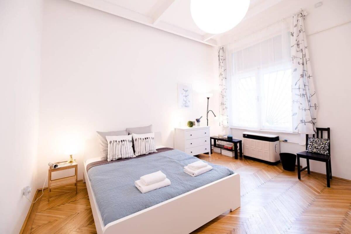 Ultra Central - Ac - Comfy Home Budapest Exterior photo