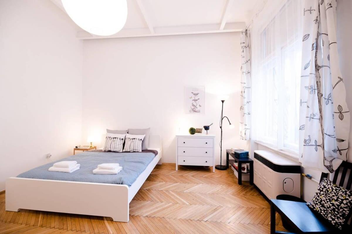 Ultra Central - Ac - Comfy Home Budapest Exterior photo